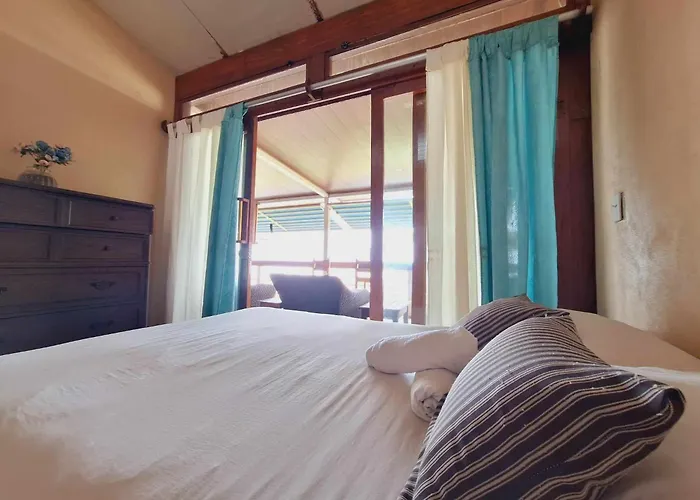Sirena Surf Lodge Miramar Nicaragua
