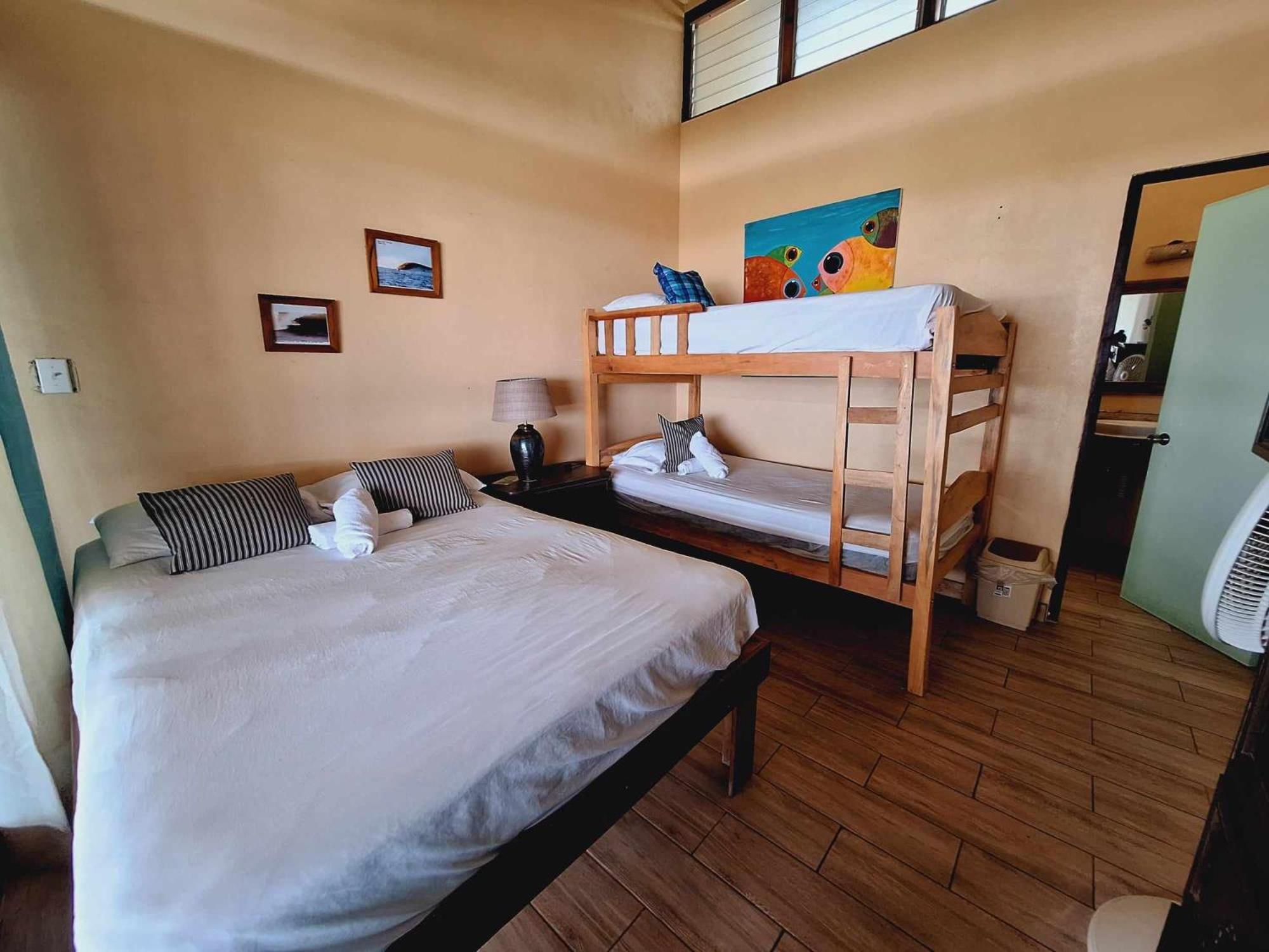 Sirena Surf Nicaragua Lodge